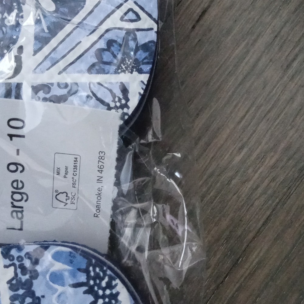 Vera Bradley large flip flop 9/10 - Picture 4 of 4